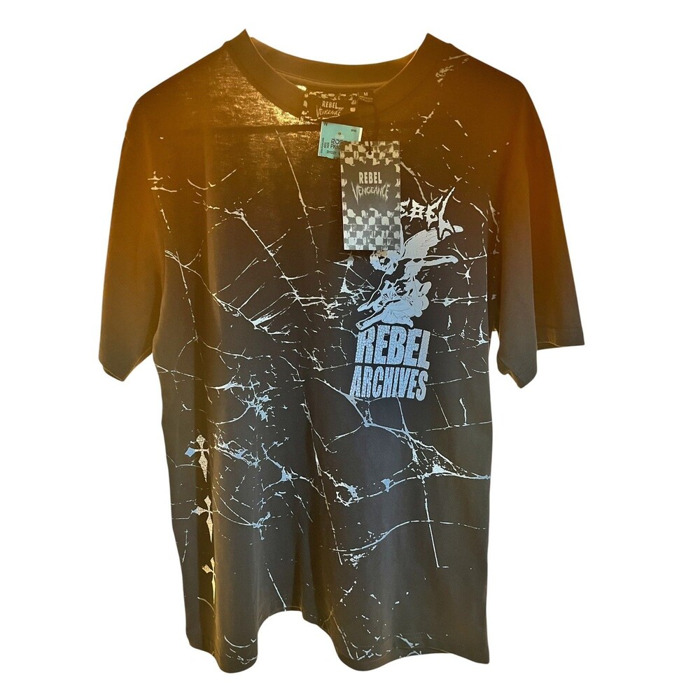 Rebel Vengeance T-Shirt Men's size M Rebel Archives Crosses Gothic Angel Tee NWT